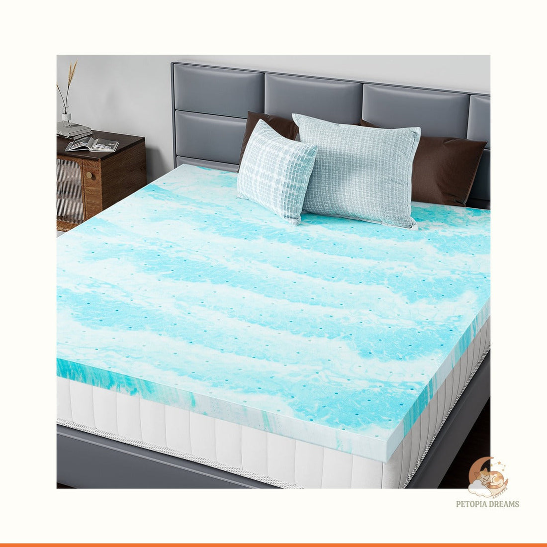 Best Cooling Pet Bed Toppers for Arthritic Dogs & Cats