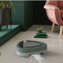 Electric Spinning Cat Toy with Feather & Built-In Scratcher