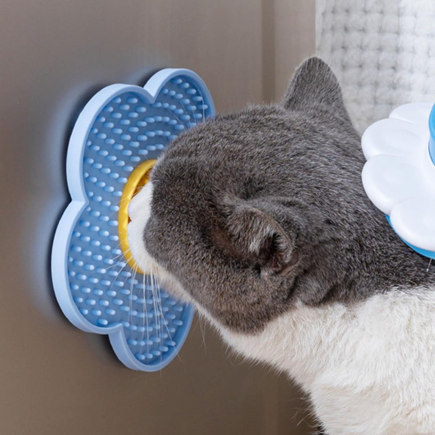 Slow Feeder Licking Mat for Dogs & Cats with Suction Cups