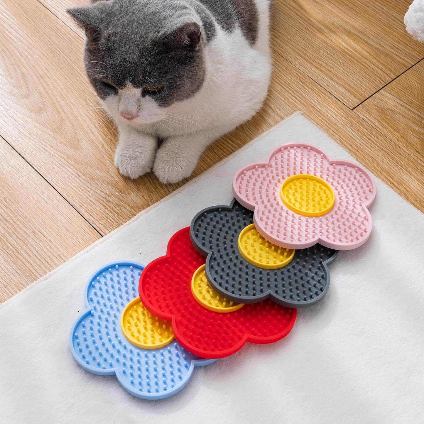 Slow Feeder Licking Mat for Dogs & Cats with Suction Cups
