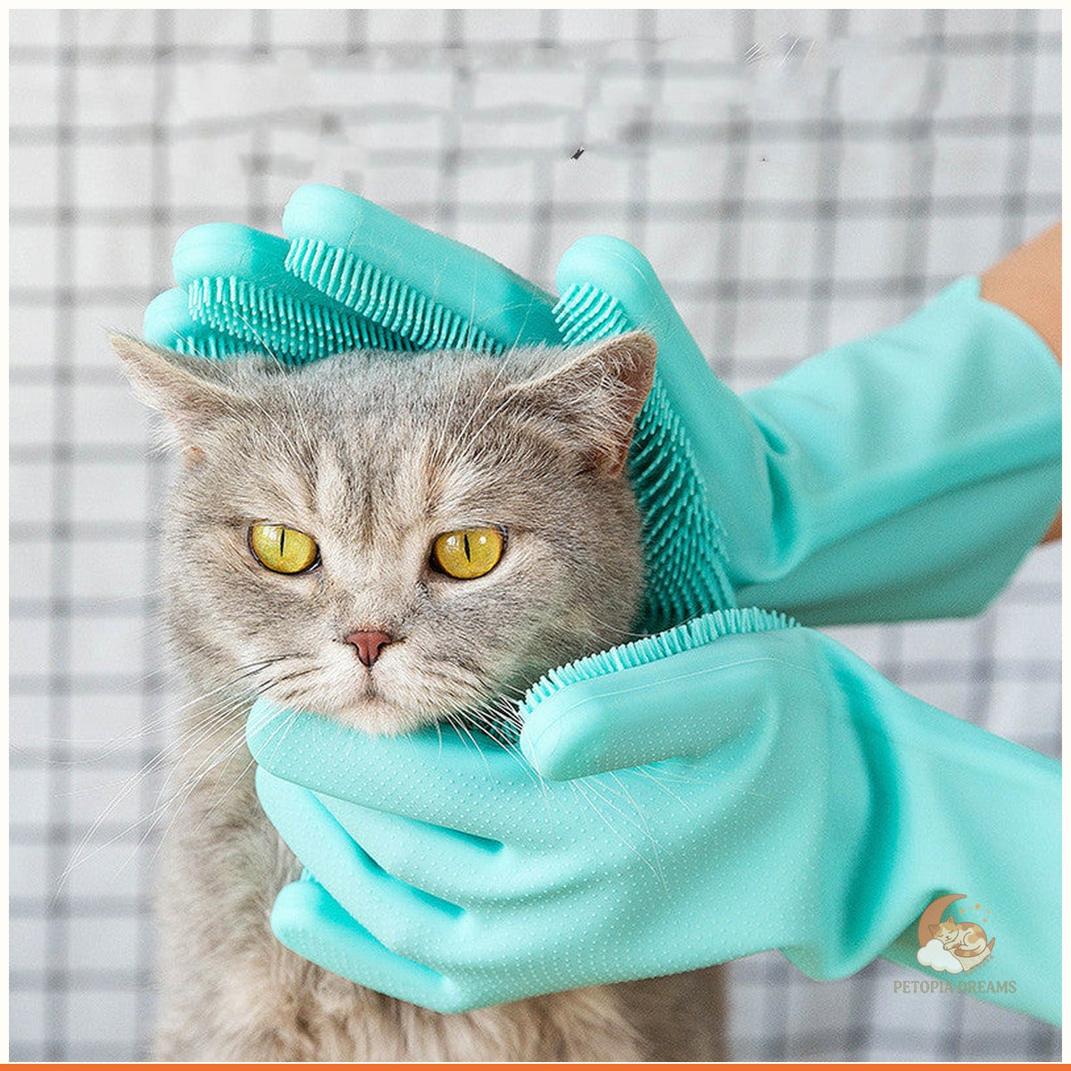 Pet Grooming Glove — Gentle Deshedding Brush for Dogs & Cats | Petopia Dreams