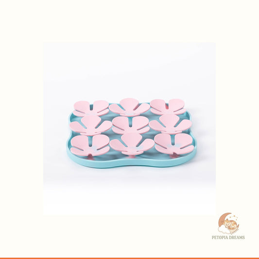 Slow Feeder Lick Mat for Dogs — Calming Silicone Pad | Petopia Dreams