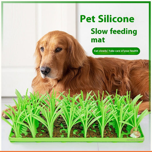 Silicone Lick Mat for Dogs & Cats — Slow Feeder Grass Design | Petopia Dreams